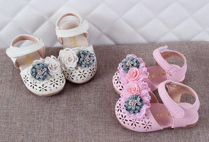 Sweet Flower Sandals with Laser Cutouts